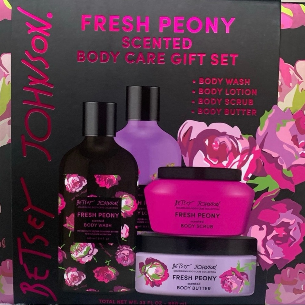 Betsey Johnson NWT Fresh Peony Body Care Set Body Wash, Lotion, Scrub & Butter - Picture 3 of 6